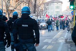 Autonomi, pene miti. Cittadini sfiduciati