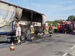 Camion a fuoco, lunghe code sulla provinciale Asolana‏