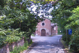 Colpo in cascina, via i gioielli