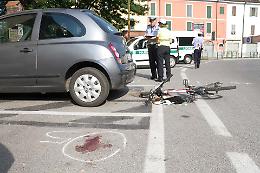 Travolto in via Bergamo, svolta: investito il ciclista 'sbagliato'