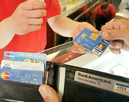 Carte clonate, cremonesi derubati: beffati nei ristoranti di villeggiatura