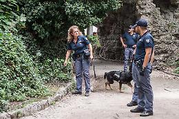 Blitz anti-droga ai giardini di piazza Roma