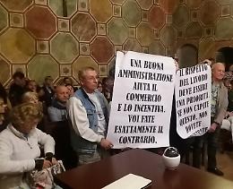 In consiglio arrivano i Cc, seduta bollente sulla Ztl