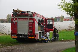 Le immagini del recupero del cadavere dalle acque del Navarolo