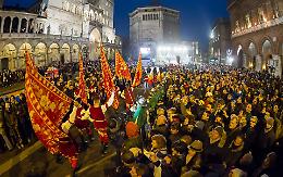 Nel fuoco si rinnova la promessa di matrimonio