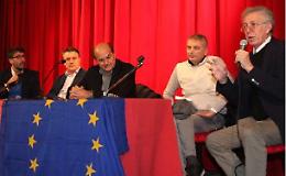 Referendum, Bersani per il 'No': Dopo non ci sarà il giudizio di Dio