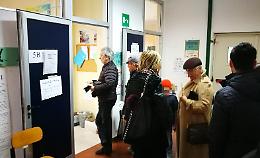Referendum costituzionale, alle 12 ha votato il 25,3%