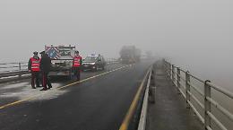 Scontro sul ponte Giuseppe Verdi, tre feriti