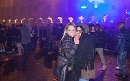 La festa di Capodanno in piazza Stradivari