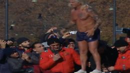 Il 29° tuffo nel Tevere di Mr Ok