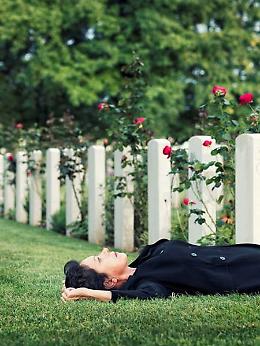 "Mio eroe" ispirato alla biografia di alcuni militari italiani
caduti in Afghanistan durante la missione ISAF (con la voce delle loro madri)