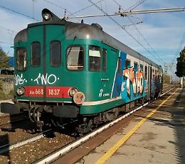 Pendolari casalaschi beffati, un solo vagone per 120 persone