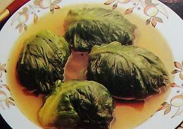 LA RICETTA
Zuppa di lattughe ripiene