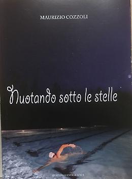Nuotando sotto le stelle