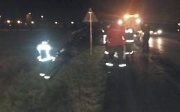 Anziana finisce fuori strada sulla via Mantova