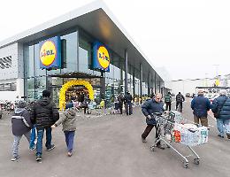 Lidl, nuova apertura: centinaia di persone all'inaugurazione