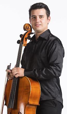 Audizioni con il violoncello Chigiano 1682 di Antonio Stradivari
(Museo del Violino - Cremona)