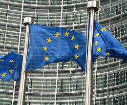 Accordo Ue sul piano da 500 miliardi, rinvio sugli eurobond