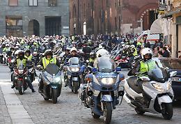 Il rombo dei motori avvolge il centro città