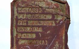 Piastrina militare ritrovata, primi indizi