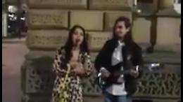 Gb, ragazza stupisce l'artista di strada: la sua Hallelujah è da applausi 