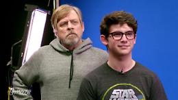 Star Wars Day, Mark Hamill abbraccia il lato oscuro... a fin di bene