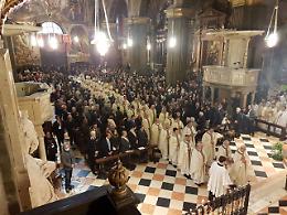 Perego ordinato vescovo, bagno di folla in Cattedrale