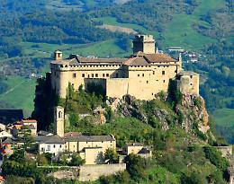 Visita notturna al Castello di Bardi con i Ghosthunters