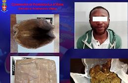 Spacciava agli studenti, arrestato un 26enne