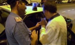 Auto contromano, travolta 24enne