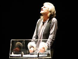 Stagione di prosa: Nessi di Alessandro Bergonzoni