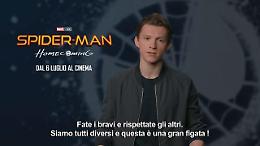 Tom Holland, il nuovo Spider-Man contro il bullismo: "C'è un supereoe in ognuno di noi"