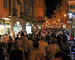 Notte bianca, la novità del venerdì
