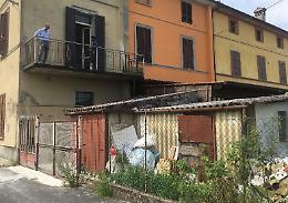 Arrivati altri 10 profughi, dura protesta contro la prefettura