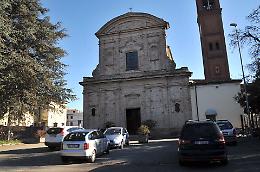 Bar dell'oratorio, gestori aggrediti da un cliente