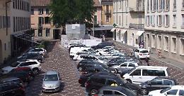 Piazza Moro, tre giorni senza auto, commercianti in rivolta