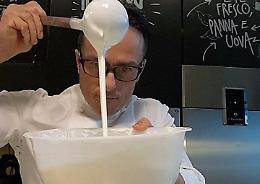 Yoeggs, lo yogurt di albumi con il brevetto di Botturi