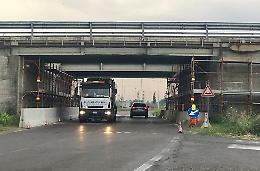 A21, più sicurezza. Lavori in corso ai sovrappassi