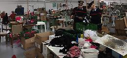 Lavoratori in nero e violazioni alle norme di igiene e sicurezza,  sospesa attività cinese