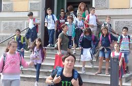 Né pomeriggi né mensa. Scuole, i genitori protestano