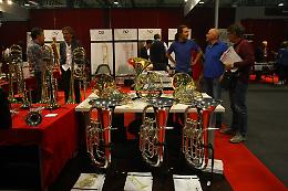 FOTO Curiosità tra gli stand di Cremona Musica 2017