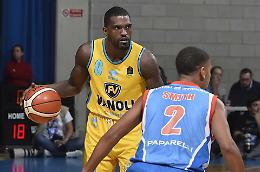 Vanoli, Johnson-Odom aggredito a Milano: trauma cranico, le sue condizioni saranno rivalutate venerdì