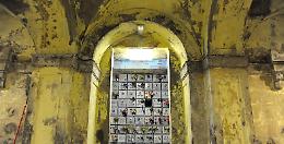 Degrado al cimitero,  piove nel sotterraneo