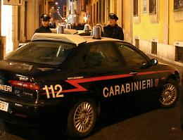 Ladri scatenati, sollevato il parquet per cercare i soldi