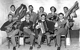Omaggio ai musicisti per voci, immagini e note