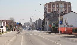 Puzza e proteste in paese per la pollina