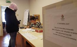 Consulta stranieri, pochi al voto ma al seggio tanto entusiasmo