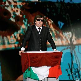  Teatro Zenith gremito per accogliere Albanese 