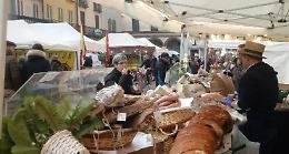 Mercatini non stop, Mussi: "Ci vogliono far chiudere"