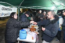 Colazione in stazione per solidarietà ai passeggeri